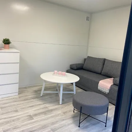 Wyspa Drogowiec Pole Campingowo-namiotowe *